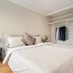 Апартаменты Spacious And Peaceful With A Private Gym *